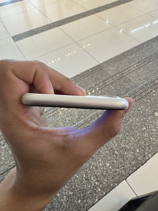 Продается Iphone 11