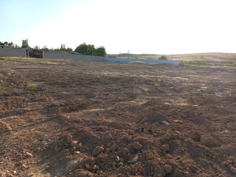 Yer sotiladi. Ер сотилади