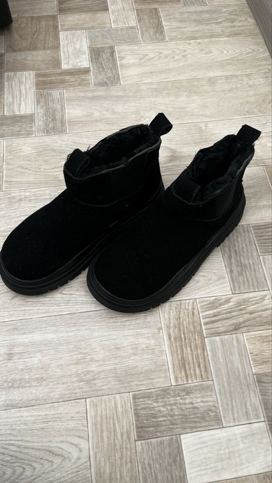 Новые зимние сапоги