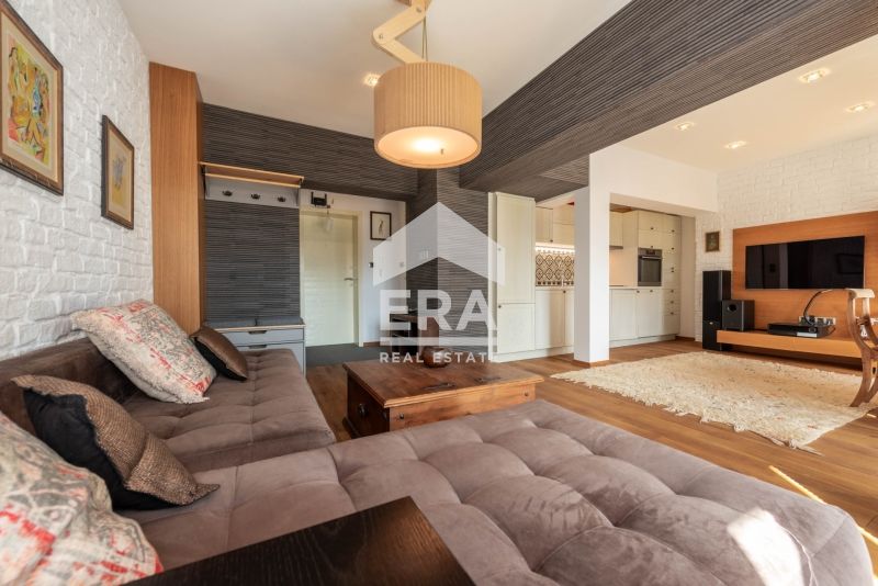 Продава се Двустаен апартамент в Варна, Център - 60 кв.м за 4834 €/кв.м - Снимка #6