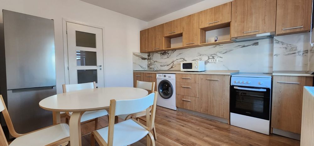 De închiriat apartament 2 camere Unirii