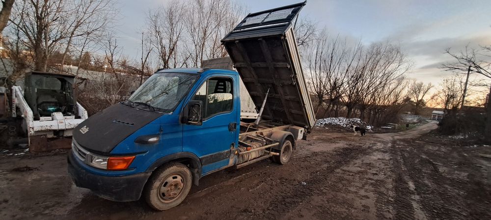 Vand sau dezmembrez iveco daily basculabil