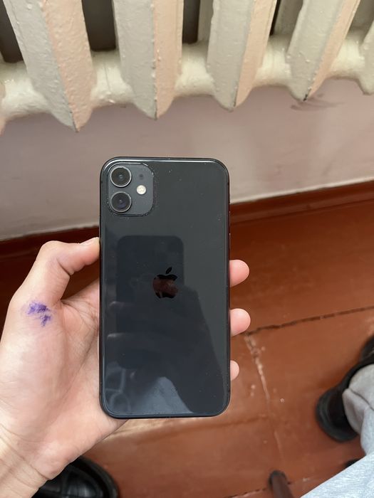 Айфон 11 продаетсия