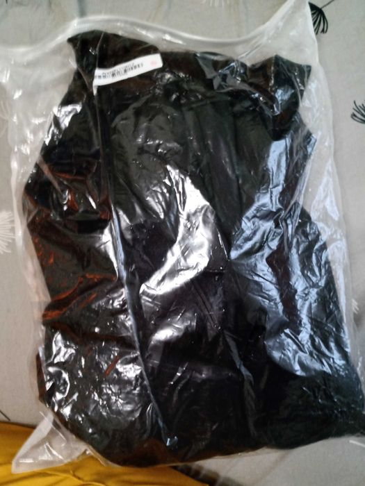 Мъжки официален костюм ЧИСТО НОВ