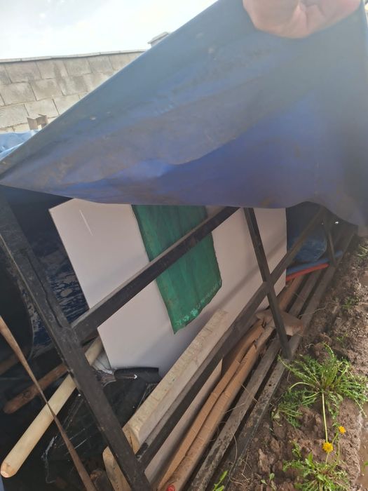 Тент железный продается