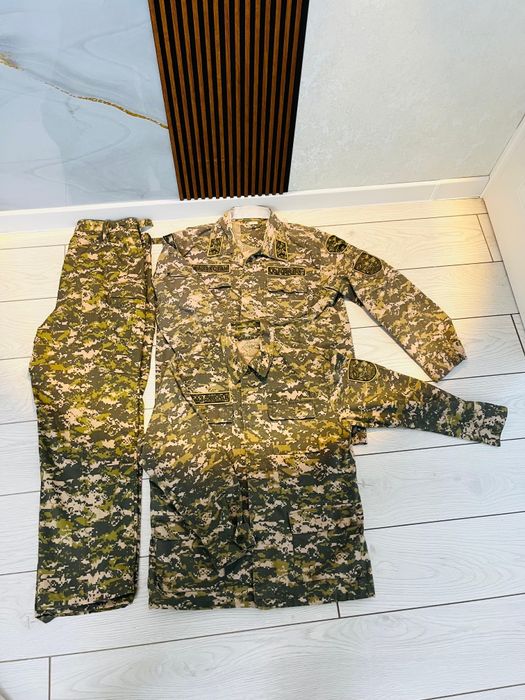 Военый форма 2 штука