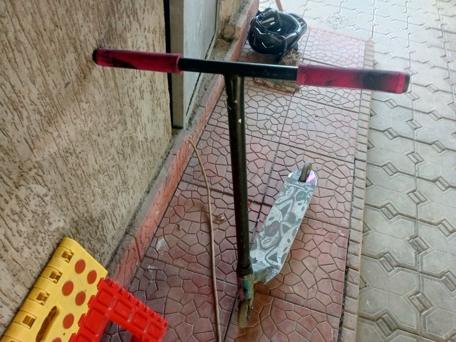 Трюковой самокат