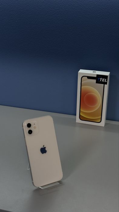 Продам Iphone 12