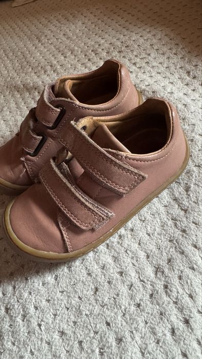 Pantofi barefoot 23