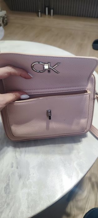 Дамска чанта Calvin Klein