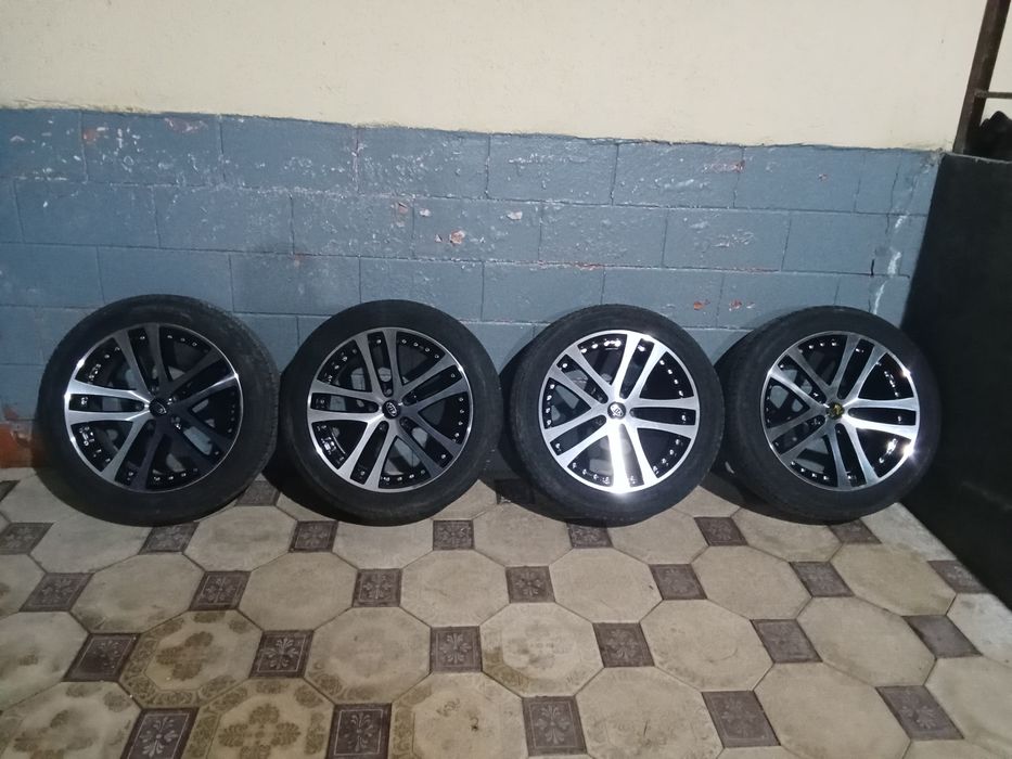 Шина размер 225/55 18