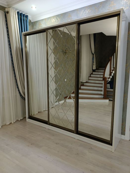 Мебел на заказ кухний-шкаф купе хай-тек самый нискем ценам