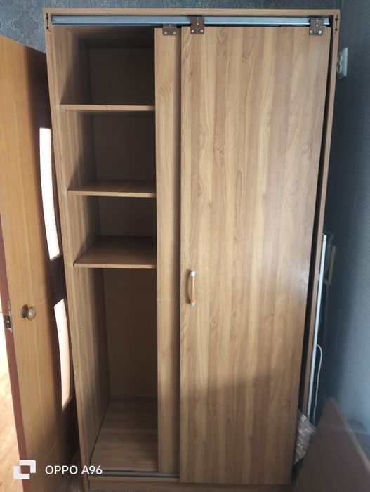 Шифоньер для спальной комнаты