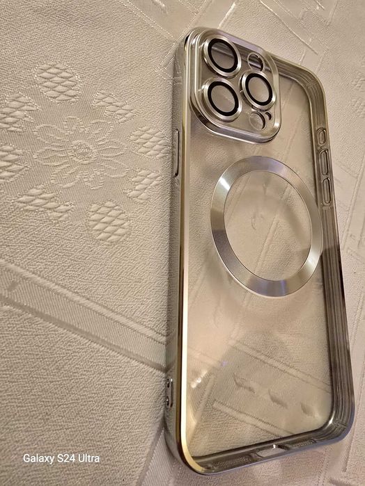 Калъфи за IPHONE 16 PRO MAX и 15 PRO MAX