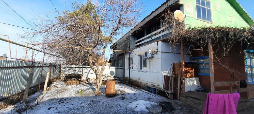 Продаётся дом в п. Подстёпное вдоль трассы