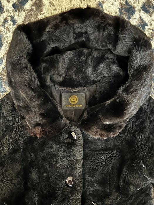 Продам мутоновую шубу