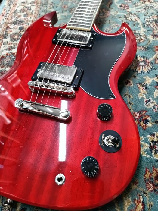 Epiphone SG tribute Cherry red