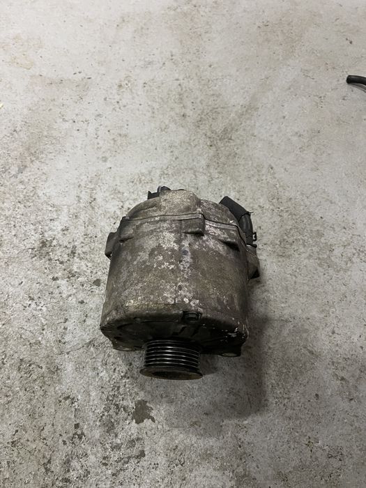 Alternator Vw Phaeton/Touareg/Audi Q7 3.0 TDI Cu Racire