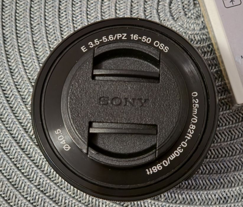 Obiectiv Sony 16-50mm/f3,5-5,6 OSS