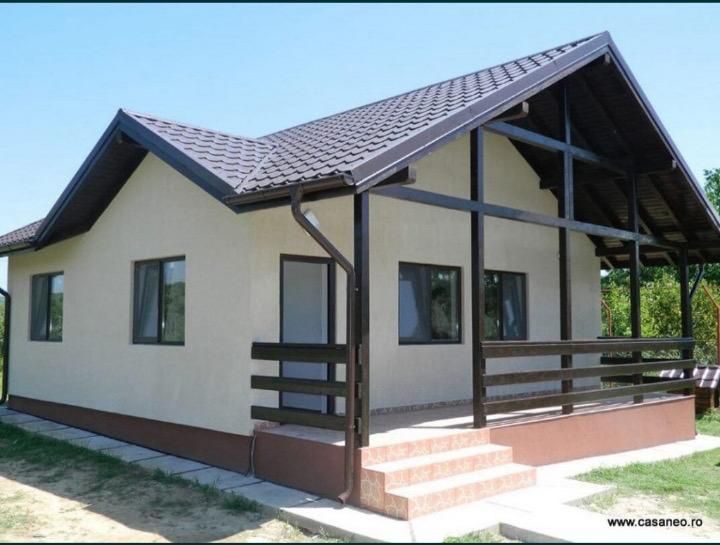 Vând casa pe structura metalica din panouri Sandwich 15cm