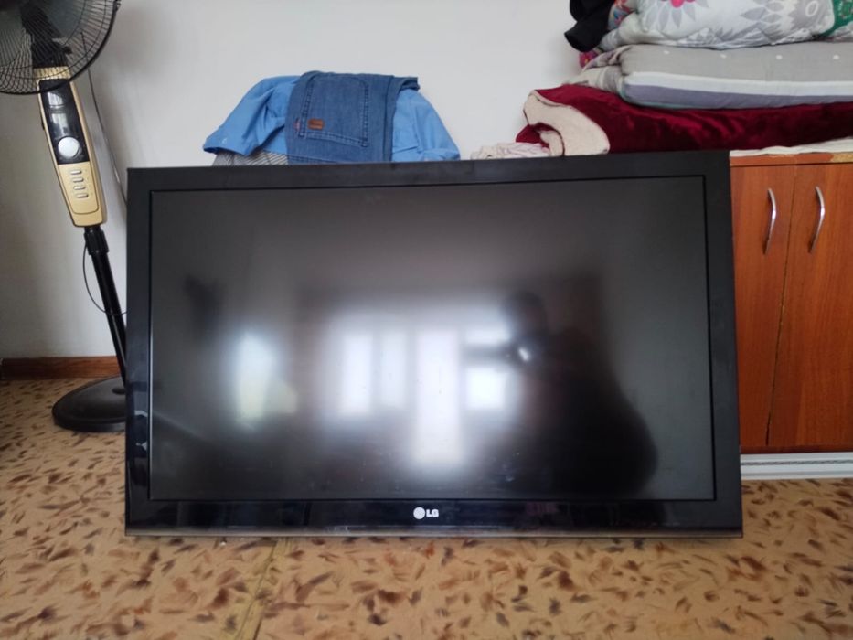Продается телевизор LG