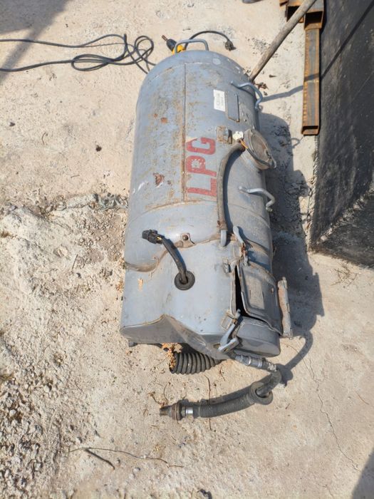 Газовый баллон для машины