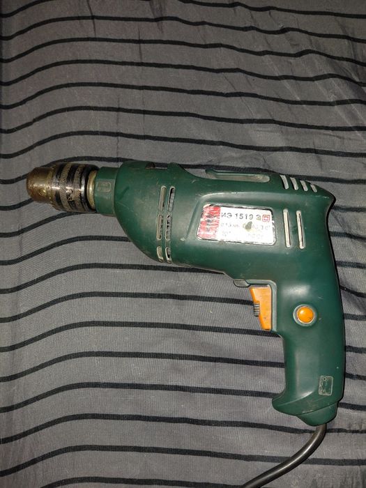 Продам Дрель ИЭ 1519