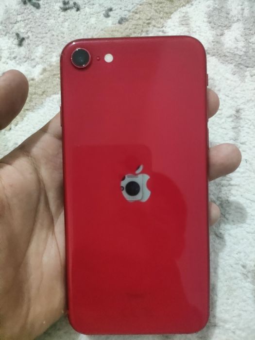 Iphone SE 2020 (2)