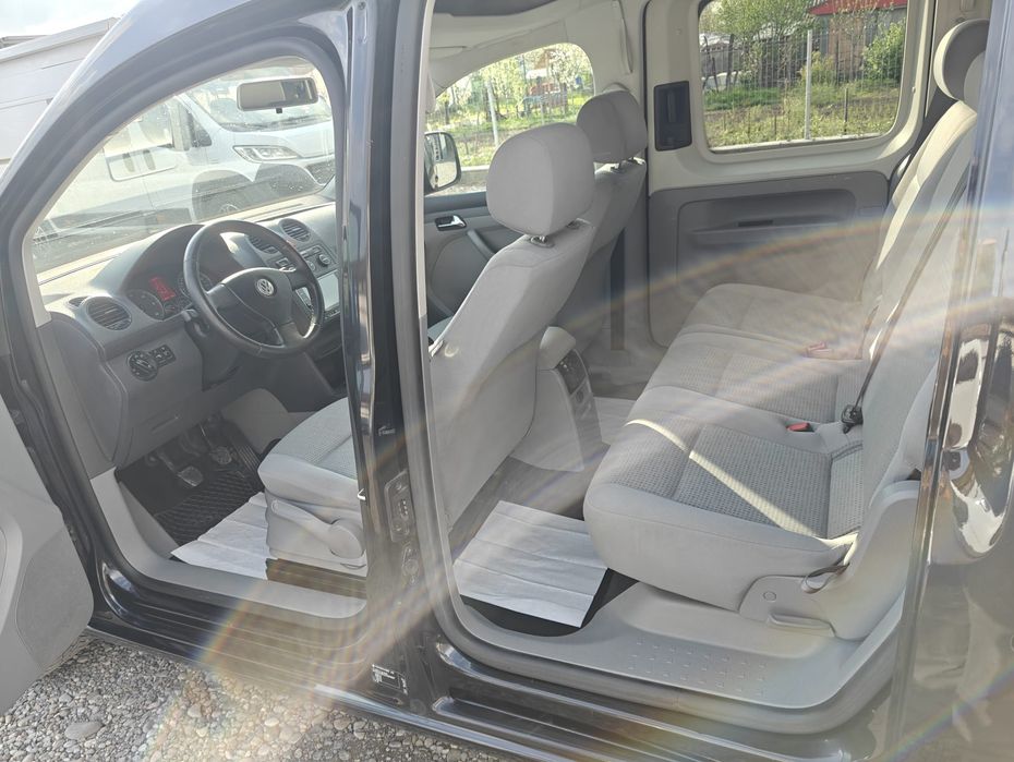 VOLKSWAGEN Caddy 2010 — imagine 3