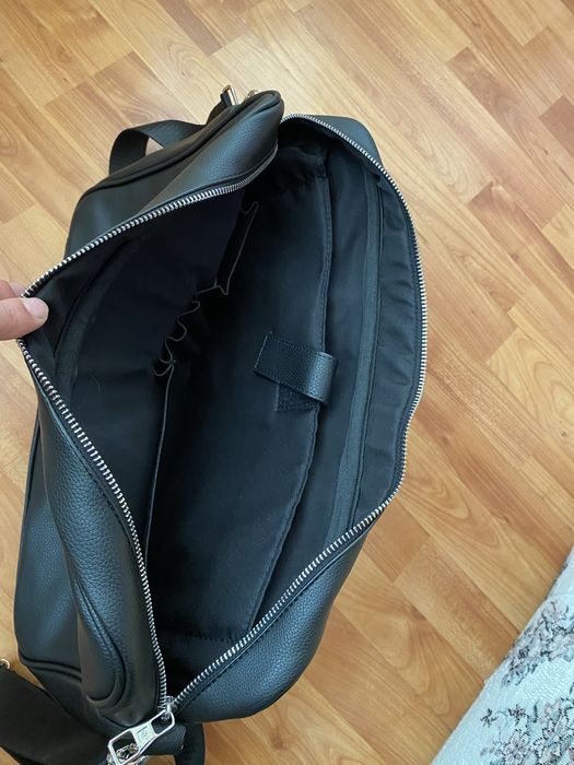 Vând servietă laptop