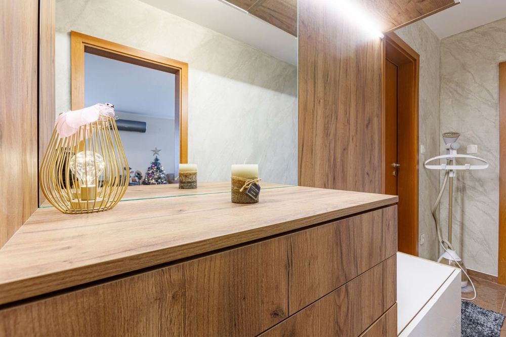 Дава се под наем Двустаен апартамент в Банско - 90 кв.м за 847.62 € - Снимка #10