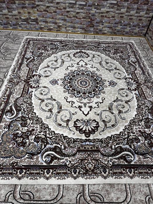 Продаётся Ковёр.