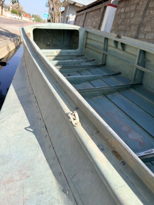 Продам лодку казанку