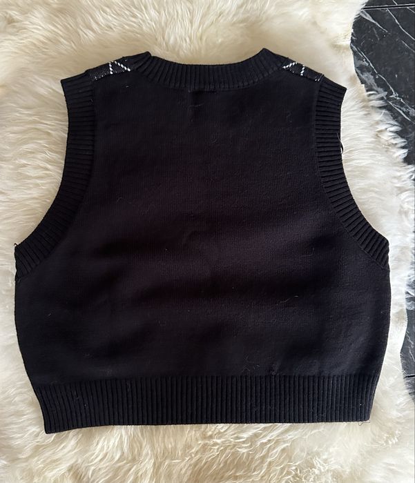 Безрукавка чёрная H&M