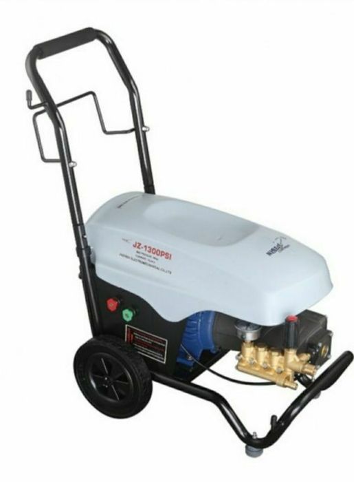 Садовая авто мойка высокого давления Карчер/Karcher