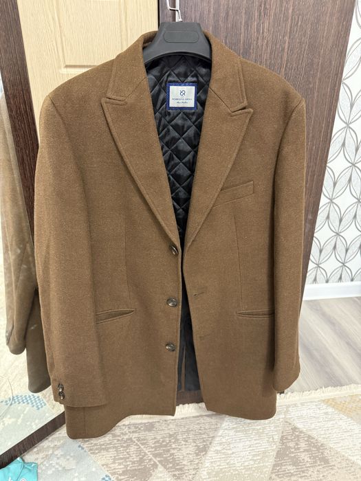 Мужское пальто Roberto Riera