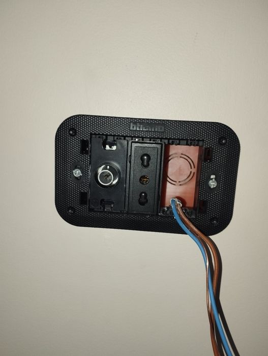 Servicii electrice complete - electrician autorizat