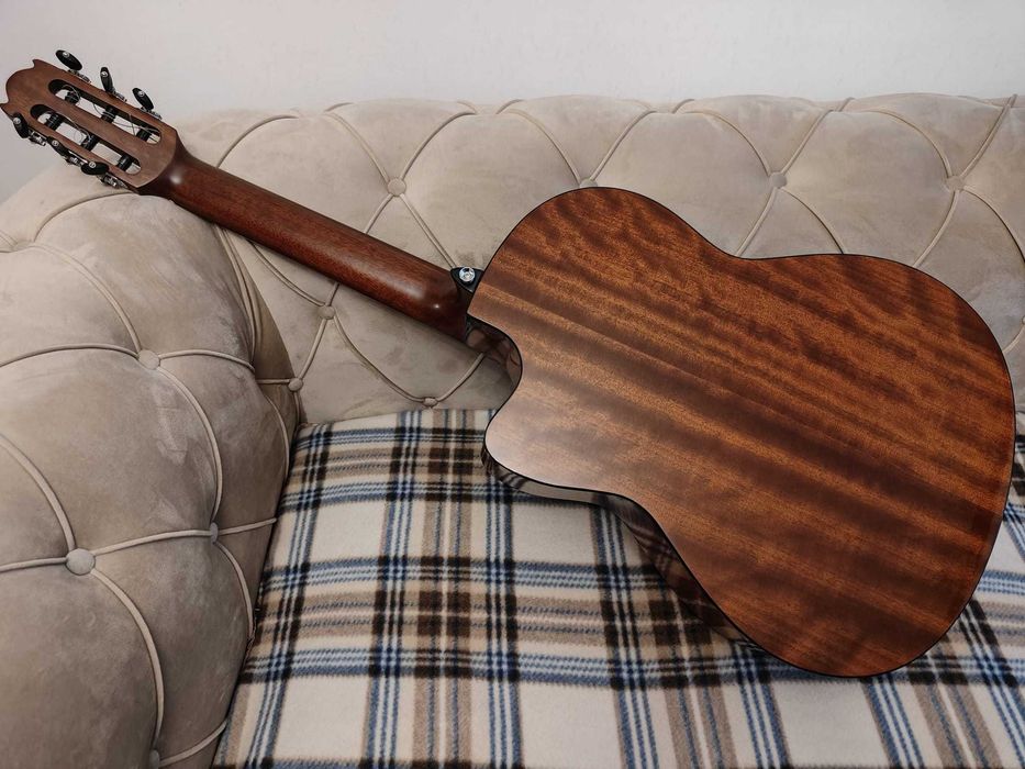 Yamaha NCX1 NAT - Chitară clasică cu pickup