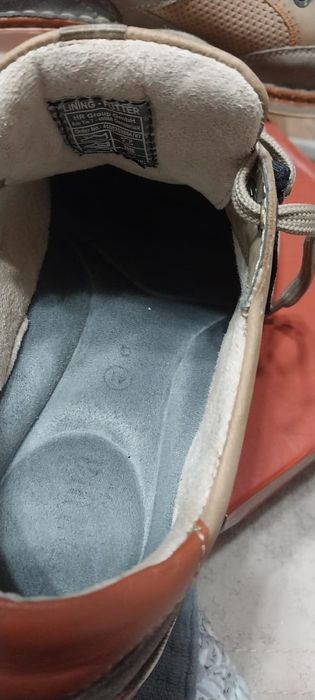 Мужские кроссовки