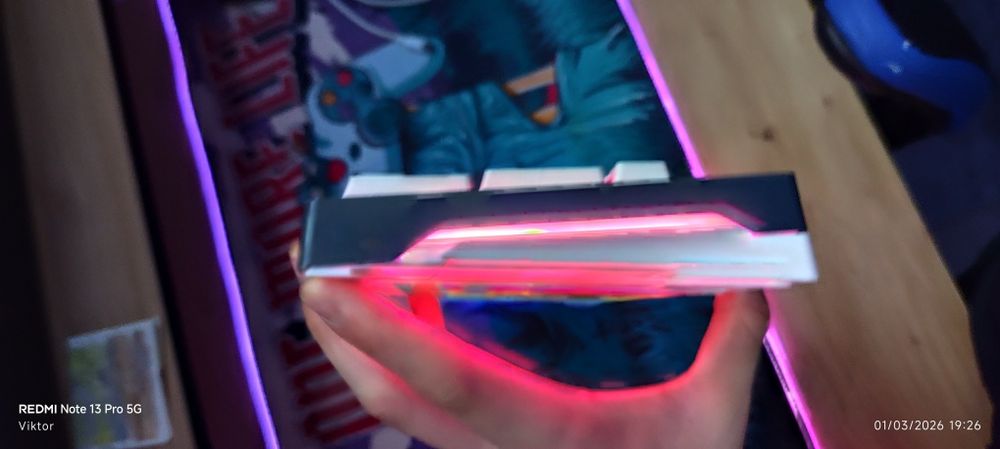 Безжична клавиатура 100% rgb