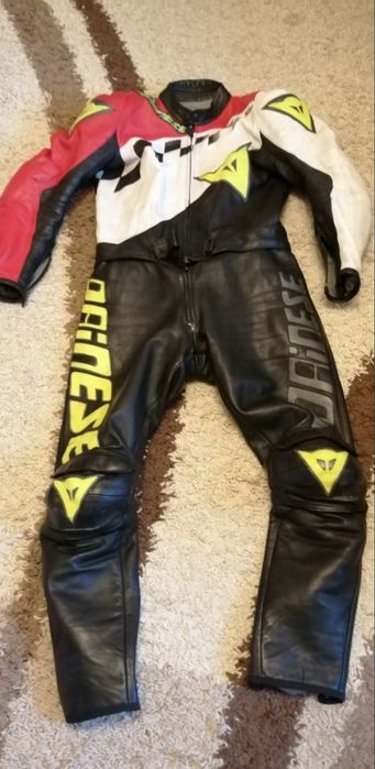 Costumul moto piele Dainese