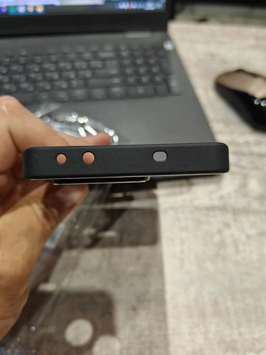 Продам два чехла для Realme GT Neo 6