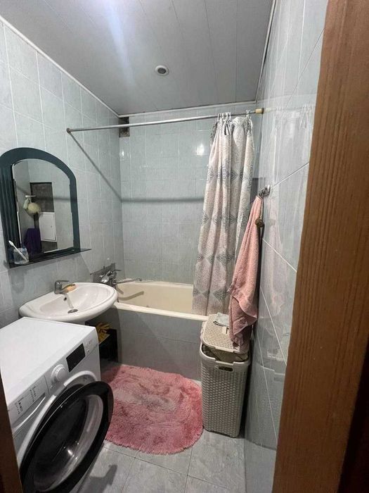 Продаётся Квартира Мирабадский район бывший магазин Гламур.