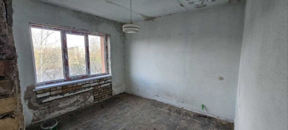 Продаётся 2-х комнатная квартира в 3 м/районе, Чирчик
