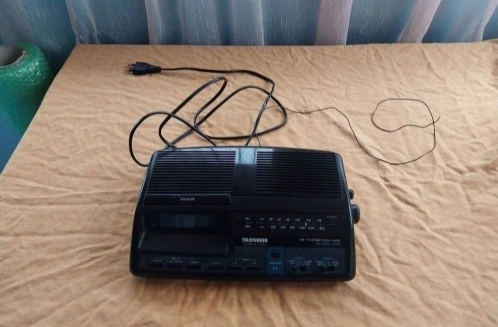 Radio Telefunken 90 Stereo de colecție.