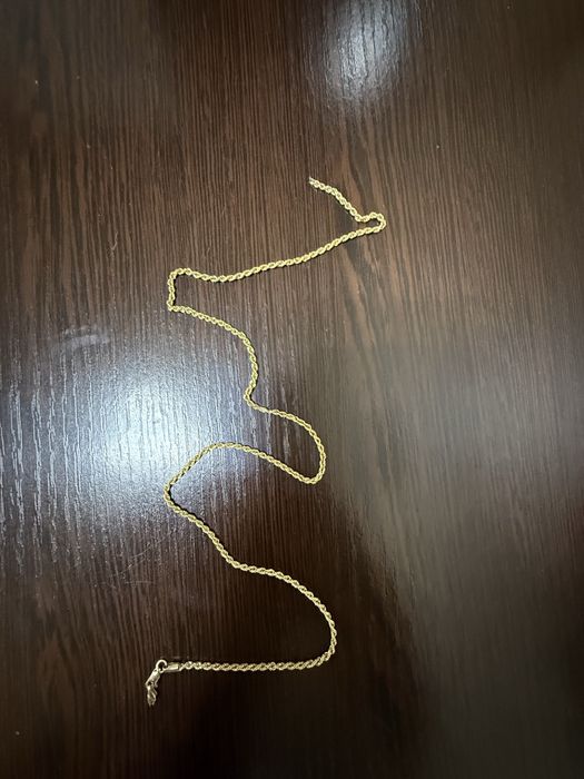 Продам золотую цепочку 585