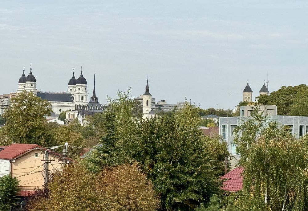 PF - Apartament/Studio de închiriat — Unique Residence, lângă Palas — 600€/lună