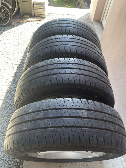 Set jante anvelope renault trafic