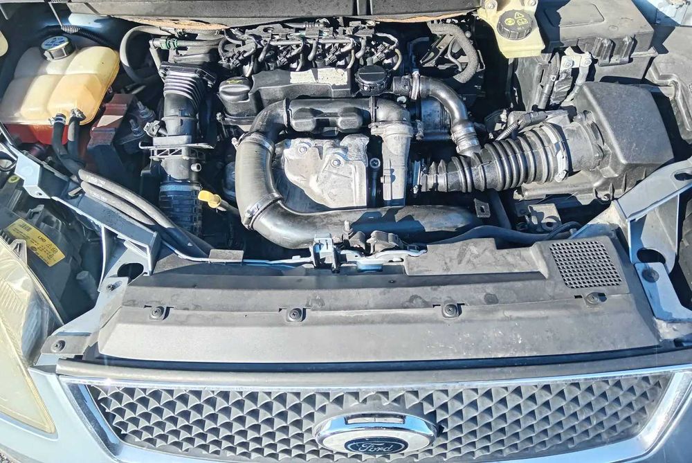 На Части Ford C-max 1.6tdci 109к.с. 2005г