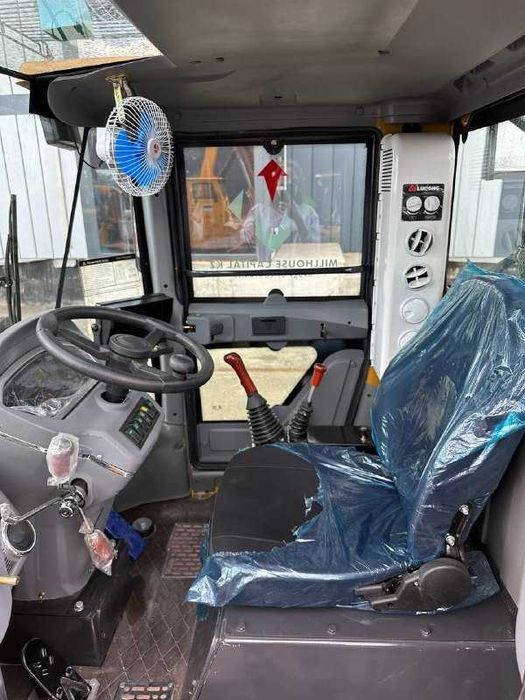 Фронтальный погрузчик LUGONG T930LP